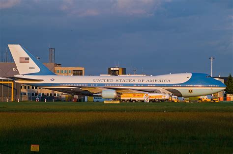 United States Air Force Boeing Vc 25a Air Force One