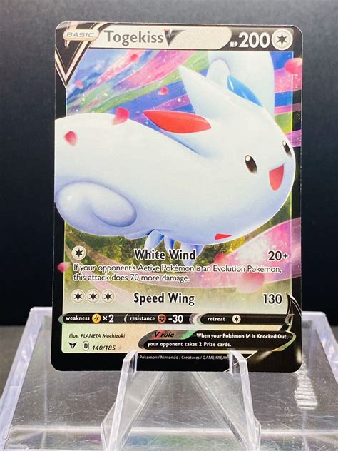 Togekiss V 140 185 SWSH Vivid Voltage Ultra Rare Pokemon NM