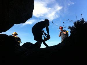 Espeleolog A Conoce La Cueva La Exc Ntrica Discovery Aventura