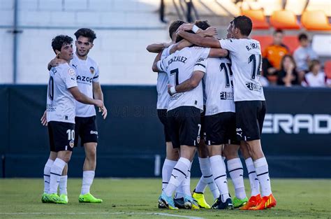 El Vcf Mestalla Disfruta Ante El Deportivo Arag N Y Suma Una Nueva