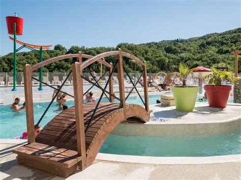 Camping Rhône Alpes Avec Piscine à Bourdeaux Proche Montélimar Les