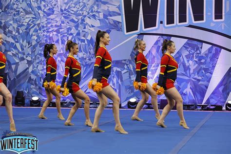 Queens University Open Performance Cheer Pom Canadian Cheer