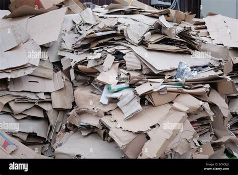 Paper Wastes Fotograf As E Im Genes De Alta Resoluci N Alamy