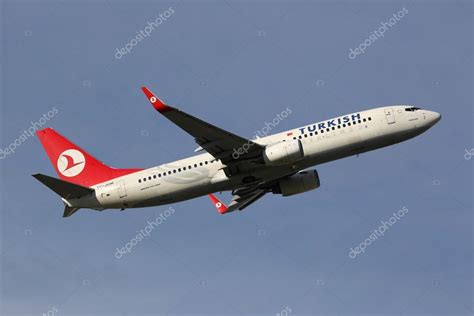 Turkish Airlines Boeing 737 800 Stock Editorial Photo © Boarding2now