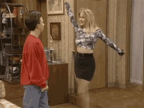 Kelly Bundy Christina Applegate GIF - Kelly Bundy Christina Applegate ...