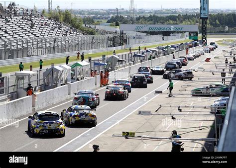 ROOKIE Racing S Hydrogen Powered Corolla Front Prepares To Start In