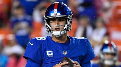 Giants Shut Down Daniel Jones For The Season But Who Will Start Vs