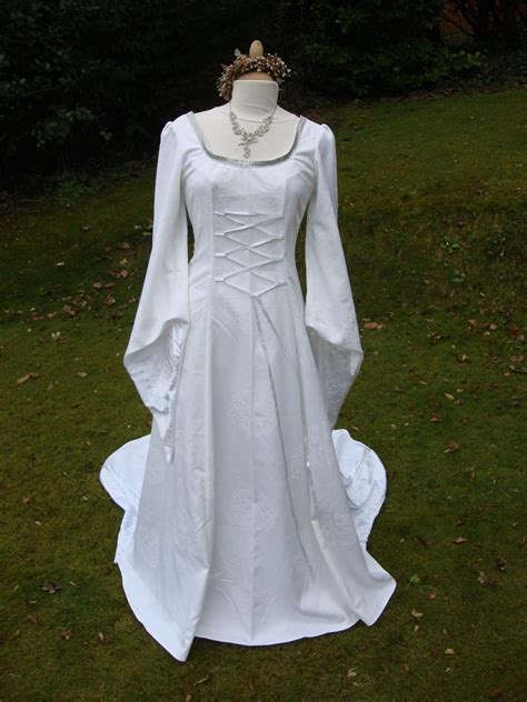 Celtic Wiccan Wedding Dresses