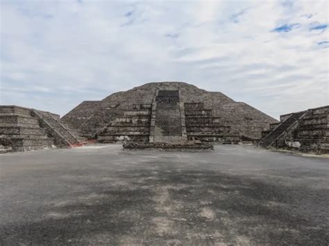 Teotihuacán au Mexique visiter les pyramides Gloobetrotteuse