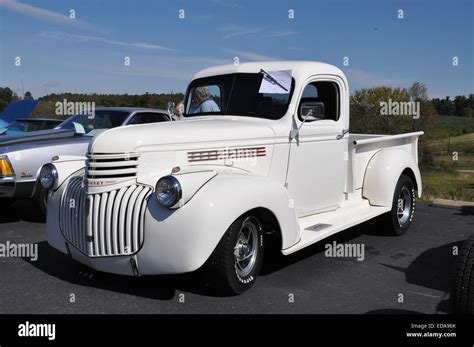 1946 chevrolet pickup truck hi-res stock photography and images - Alamy