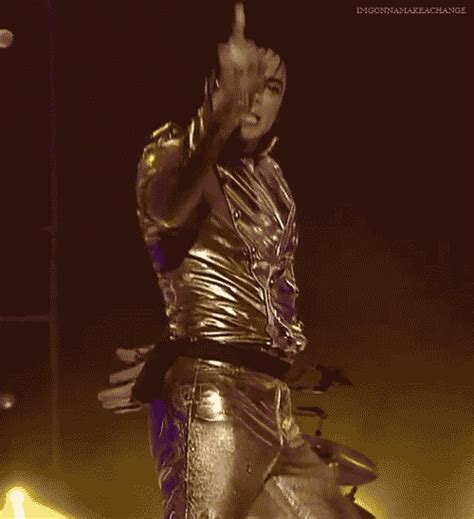 Wiffle Has The Awesome S On The Internets Michael Jackson The Gold Pants S Reaction