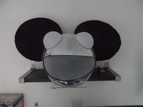 Disco Deadmau5 Helmet : 10 Steps (with Pictures) - Instructables