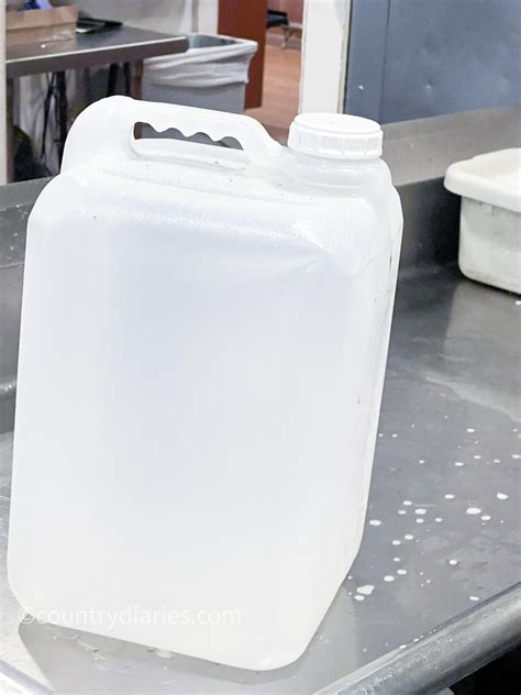 How To Clean 5 Gallon Water Jug For Water Cooler Country Diaries