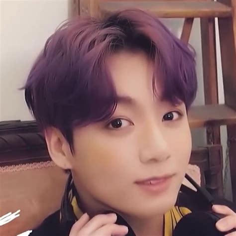 전정국 ♡ Jungkook ⁷ On Instagram “🍑💜🍑💜🍑💜🍑💜🍑 ‬ 🪐 From Youtube