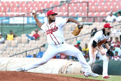 Pitcher puertoplateño Emmanuel Ramírez entre relevistas más