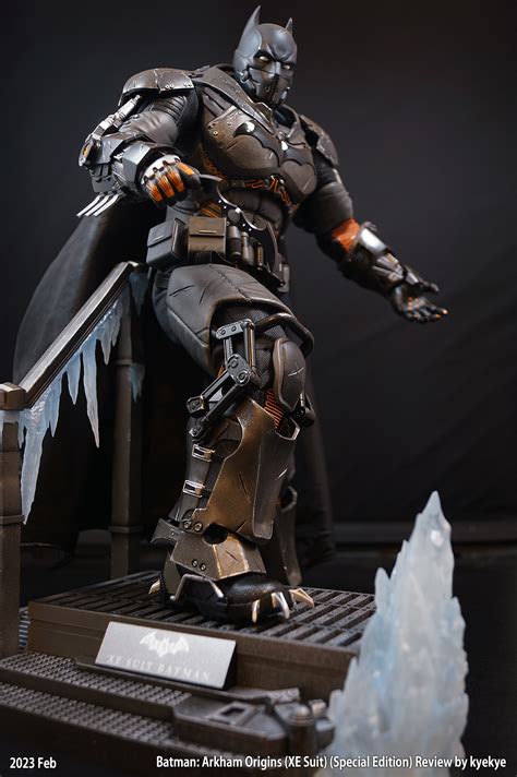 Hot Toys Batman Arkham Origins Batman XE Extreme Environment Batsuit Collectible
