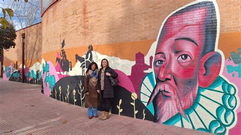 Nuevo mural en el Colegio Cervantes de Alcalá a cargo de Dulze Toño