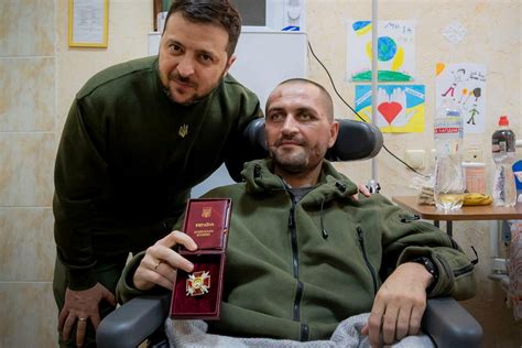 Легендарний комбат «Сенсей» з 93-ї бригади отримав орден і розповів ...