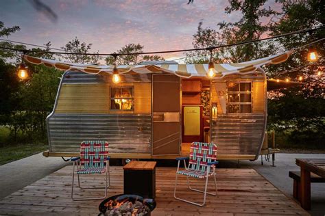 The Best Glamping Spots Around Texas You Can Visit Right Now