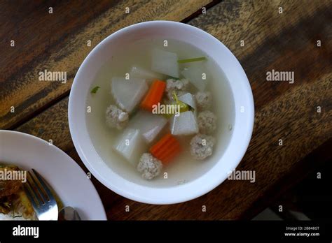 Tom Gaeng Jued Look Chin Moo Thai Word Clear Glass Noodle Soup