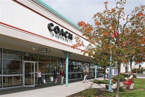 Waterloo Premium Outlets 83 Photos And 67 Reviews 655 Ny 318