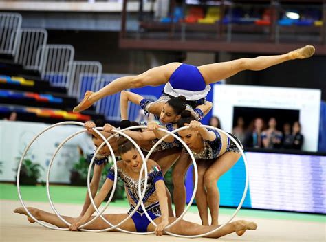 Ginnastica Ritmica Farfalle D Oro E D Argento Impresa Storica Di