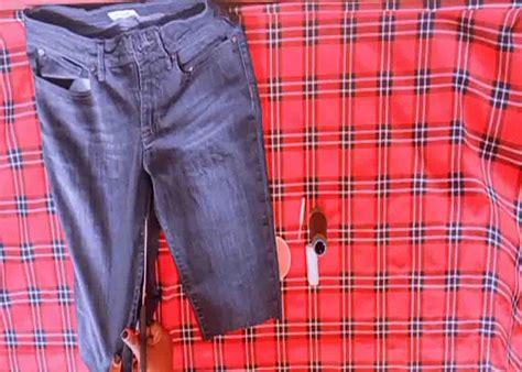 How To Turn Old Jeans Into A Denim Skirt