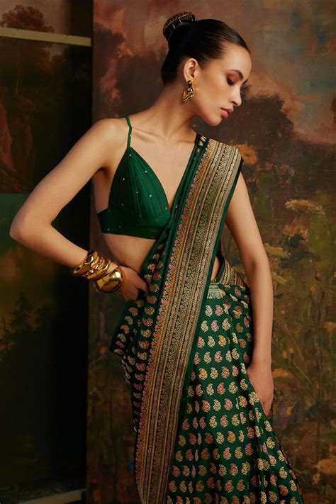 Buy Ekaya Green Handwoven Silk Saree With Unstitched Blouse At Aza