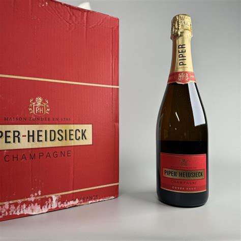 Lot 6x NV Piper Heidsieck Cuvee Brut Champagne In Box