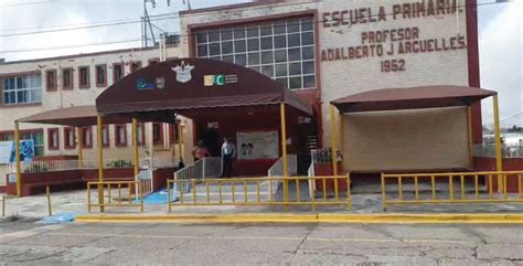 Evacuan A Ni Os De Primaria Por Derrame De Gasolina Noticias Siete