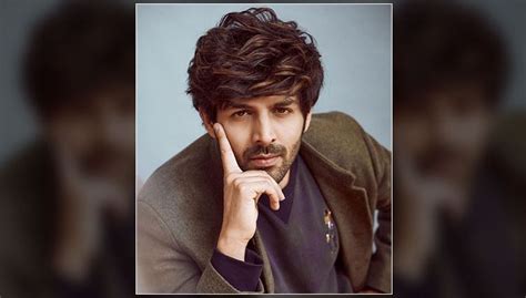 Kartik Aaryan Recalls Rumours About Him Marrying A Fan Bollywood Bubble