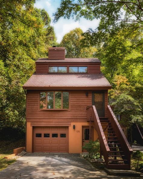 Photo 2 Of 21 In Modern Blue Ridge Mountain Cabin By Bobby Vilas Dwell