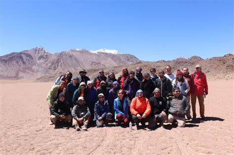 Curso Internacional Reuni A Expertos En Geoqu Mica De Volcanes De