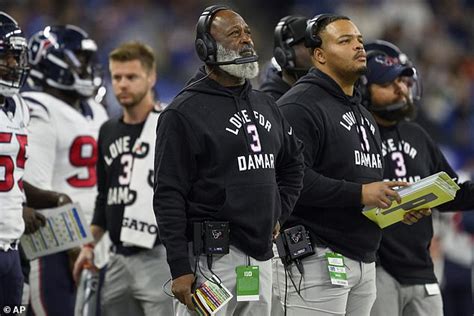 Lovie Smith Fired By Houston Texans After Just One Season Hours