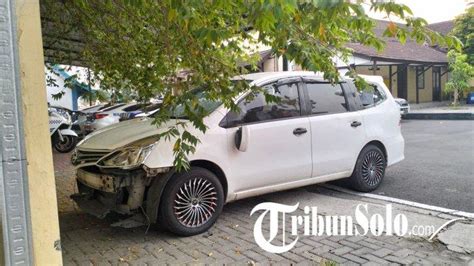 Kasus Nissan Livina Tabrak Lari Di Solo Dan Sukoharjo Kini 6 Orang