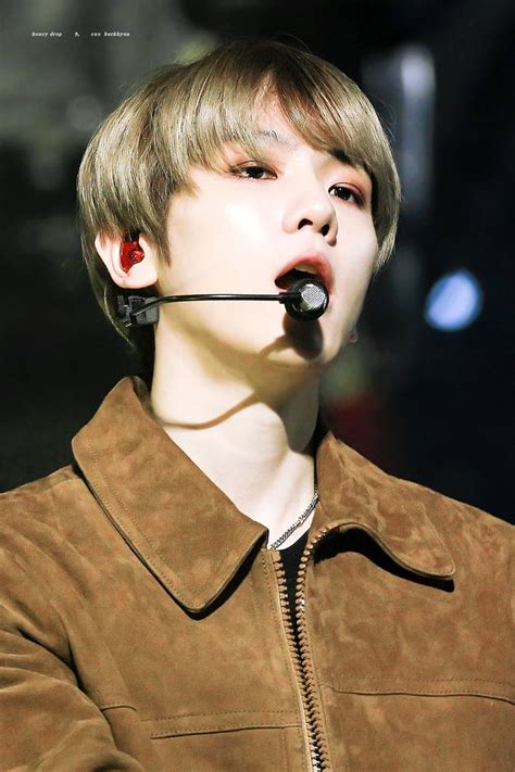 Baekhyun Hq 181012 Ibk Good Concert Exo Baekhyun Byun Baekhyun Exo