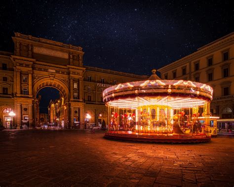 The Carousel at Piazza della Repubblica | Kids & Families | Florence