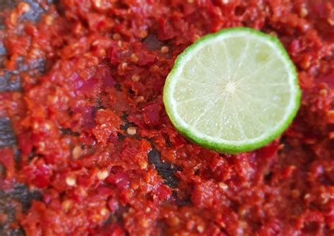 Resep Sambal Terasi Mentah Oleh Windy Utami Bp Cookpad