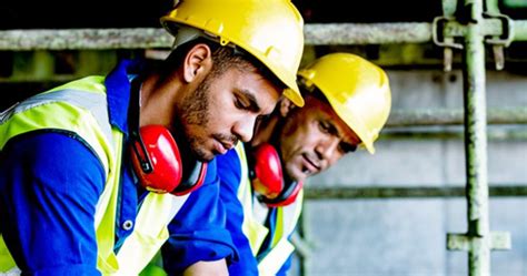 how to become a meter technician