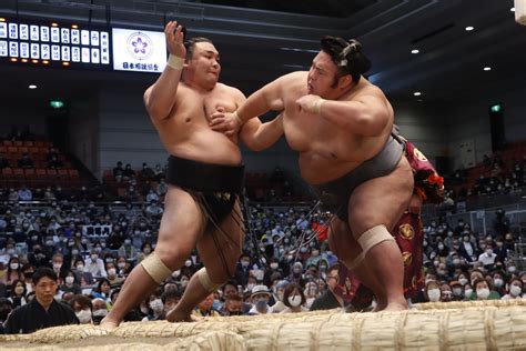 日本相撲協会公式 On Twitter 貴景勝（4勝2敗） 押し出し 霧馬山（4勝2敗） Sumo 相撲 春場所 三月場所