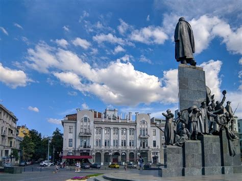 Памятник Тарасу Григорьевичу Шевченко в Харькове (Украина) с фото и ...