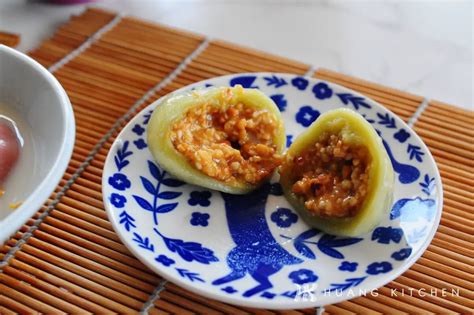 Sweet Peanut Butter Glutinous Rice Balls Recipe 花生酱汤圆 Huang Kitchen