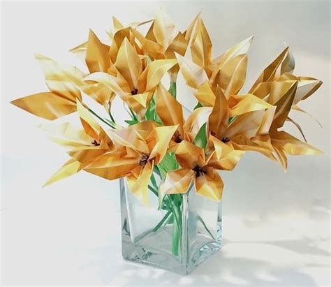 57 Large Origami Flower Arrangements Ideas Origami Flowers Flower Arrangements Origami