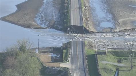 Thousands Forced From Homes As River Dams Break In Central Michigan