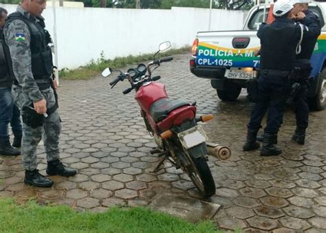 Patamo Do Bpm Recupera Moto Furtada E Conduz Casal Suspeito