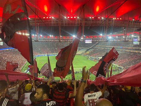 Flamengo Lan A Pacote De Ingressos Para Todos Os Jogos Como Mandante Em