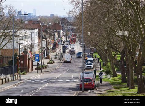 Chingford Mount Road Hi Res Stock Photography And Images Alamy