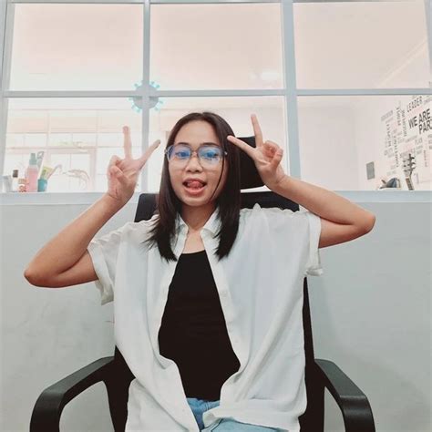 Wulan Duaro Wuland09 • Threads Say More