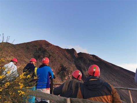 Stromboli Trekking Al Tramonto Alla Sciara Del Fuoco Getyourguide