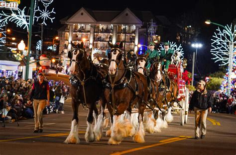 Fantasy of Lights Christmas Parade